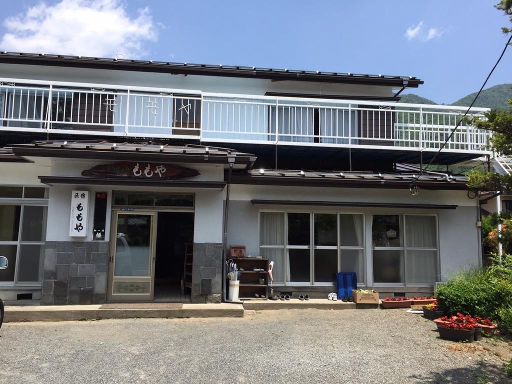 ホテルMomoya Lake Saiko 富士河口湖町 エクステリア 写真